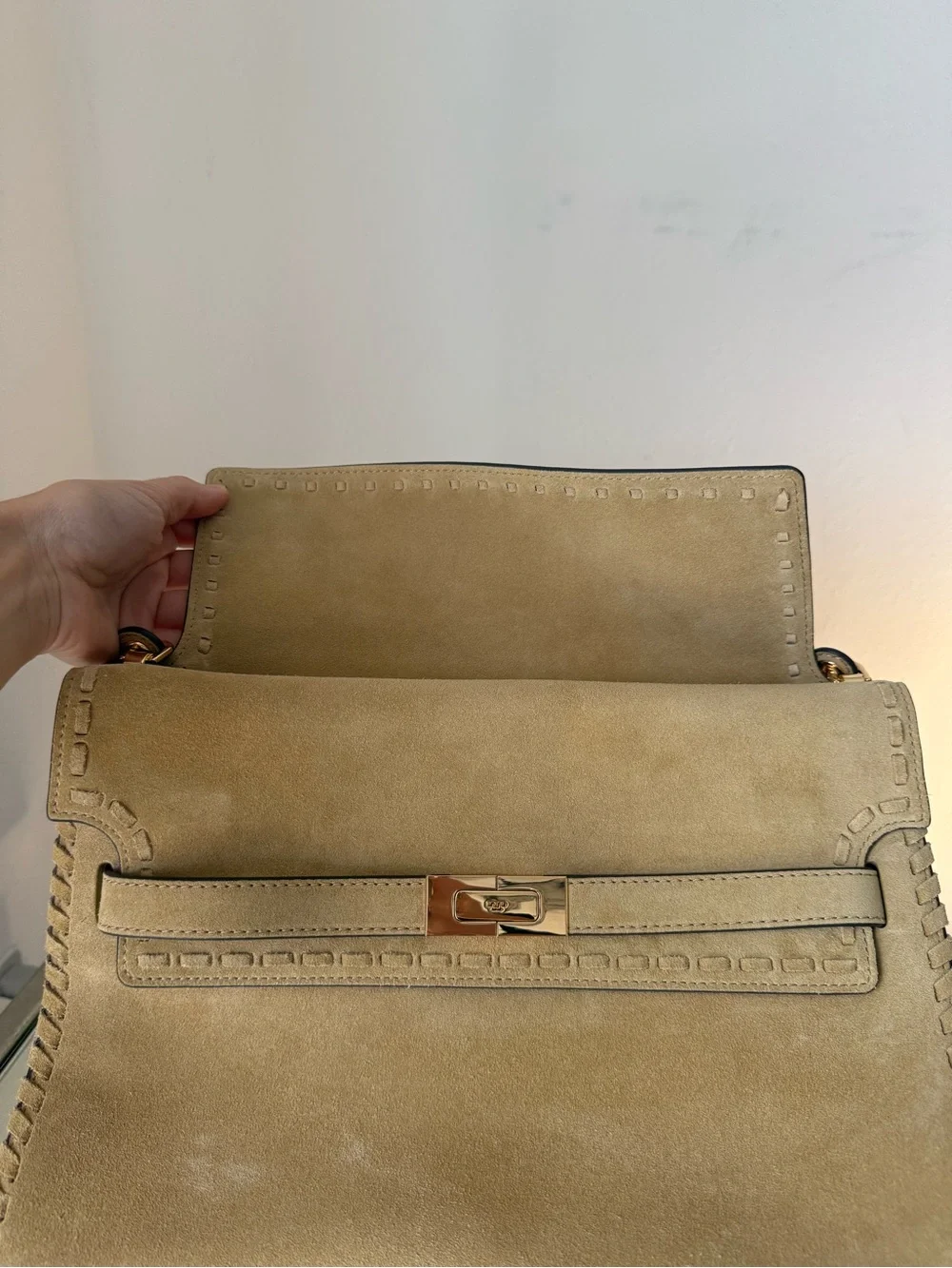 Tory Burch lining 11 times