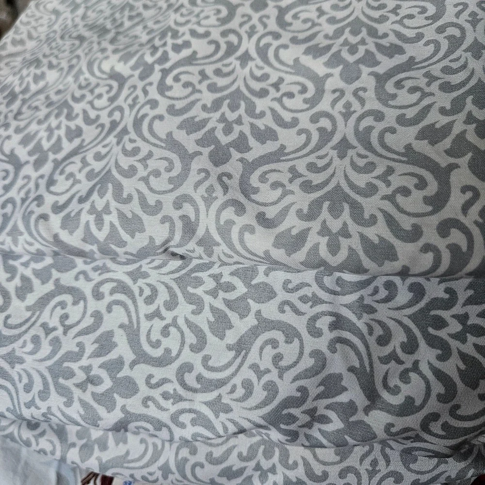 South Point Home Fashions King 3pc Damask Gray White Sheet Set, 1 Sham