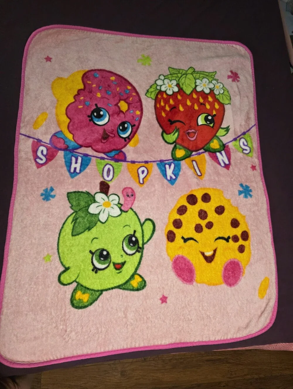 Shopkins Plush Throw Blanket