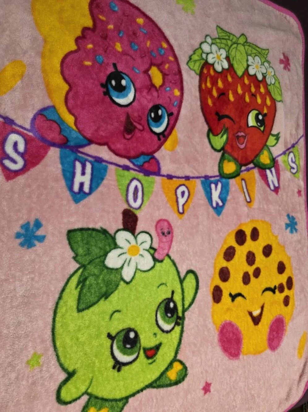 Shopkins Plush Throw Blanket