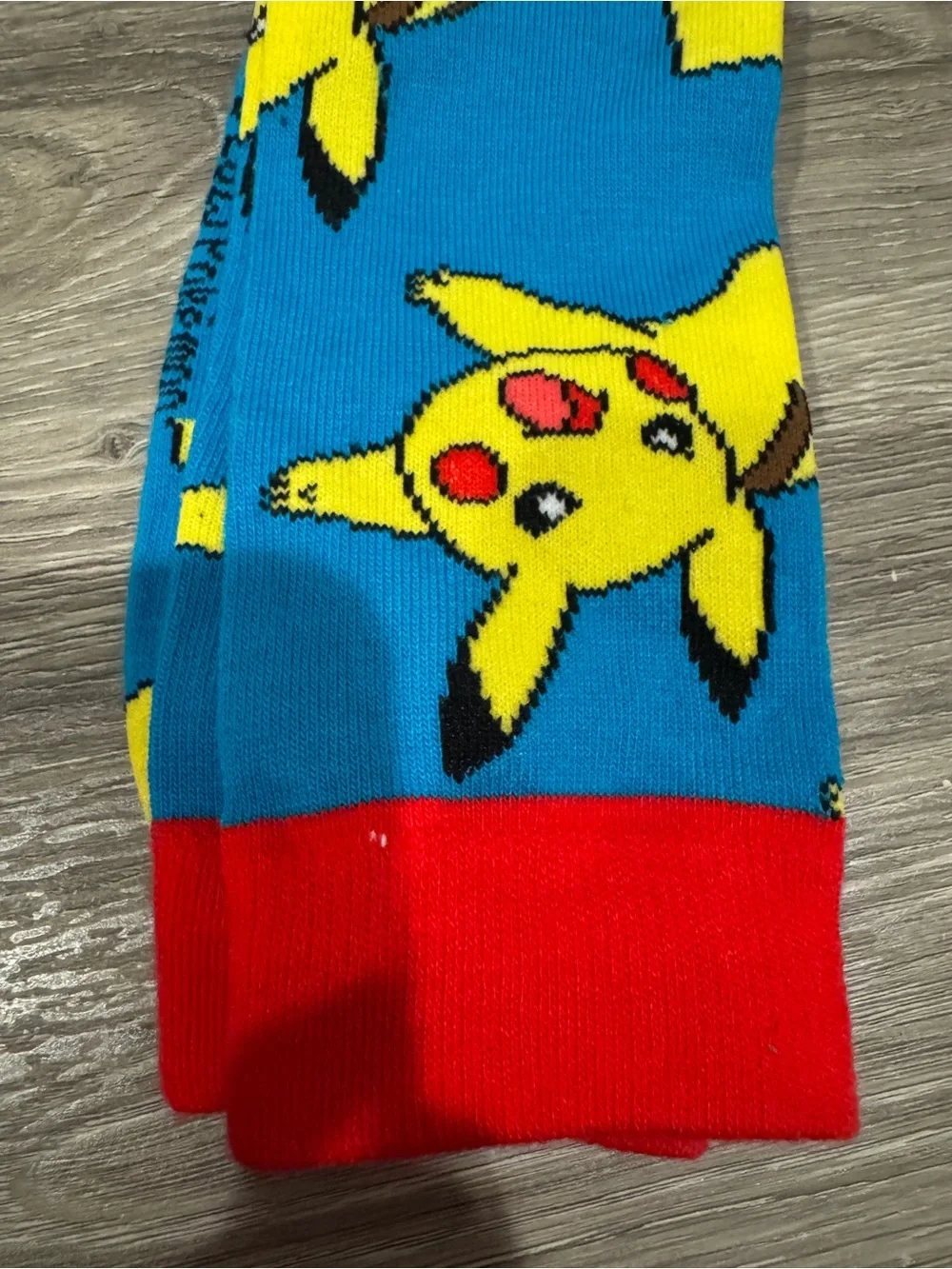 Pokemon Bioworld Pikachu Crew Socks Size 10-13 New With Tags - Blue & Red