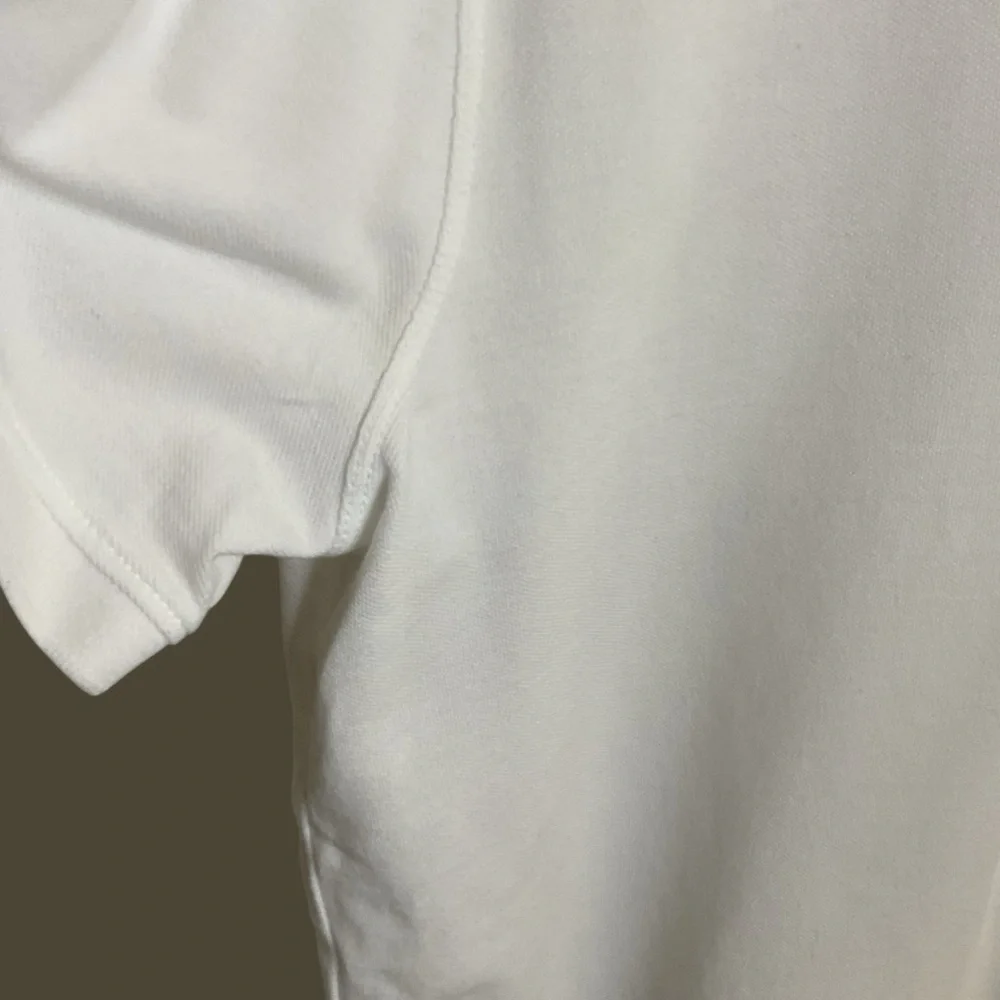 Banana Republic sleek stylish