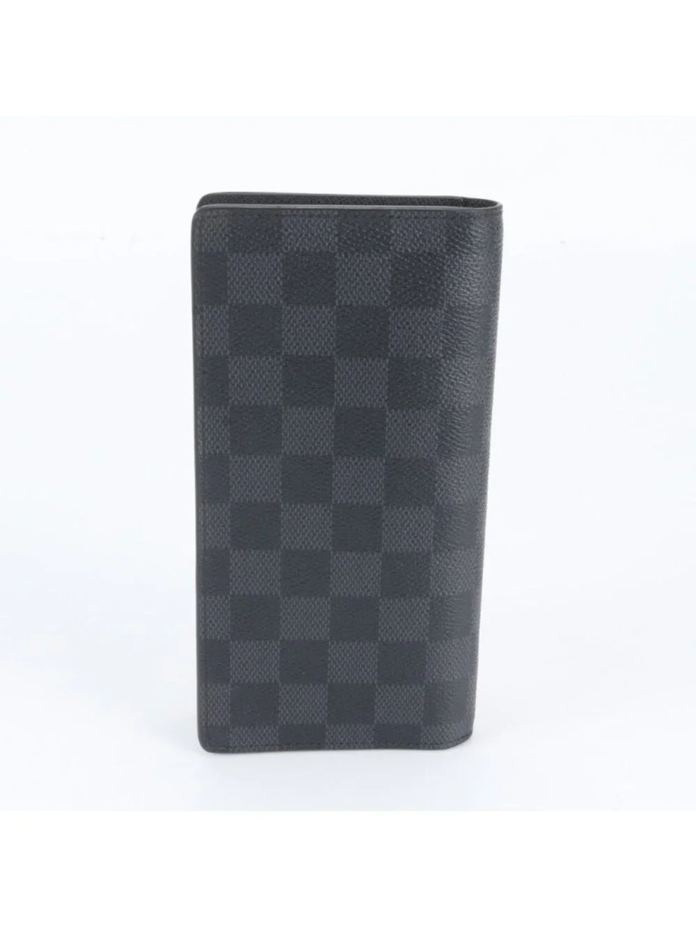 Louis Vuitton brand not stored