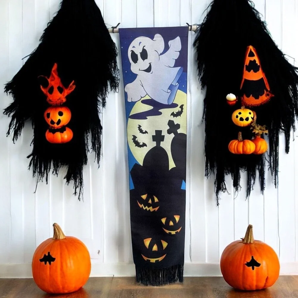 Friendly Ghost Halloween Tapestry‎