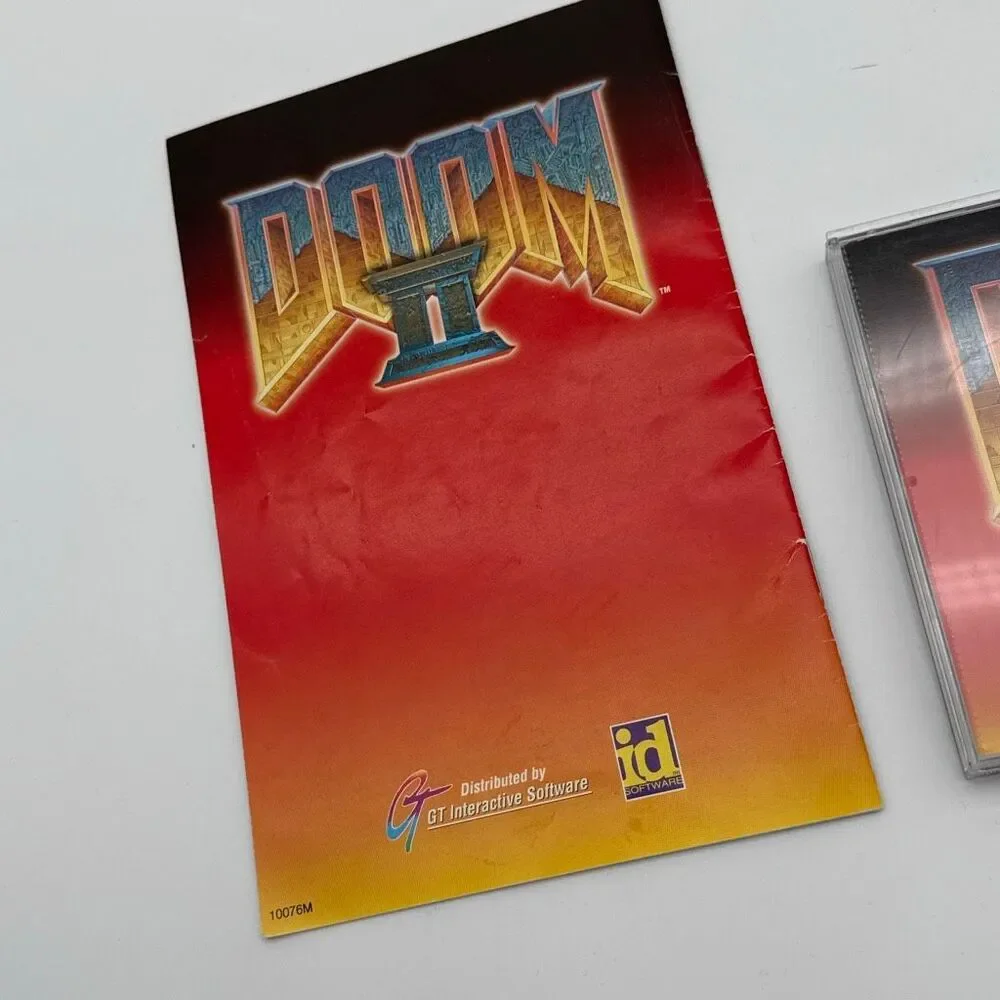 DOOM II PC CD-ROM with Manual 1994 id‎ Software GT Interactive Vintage FPS Game
