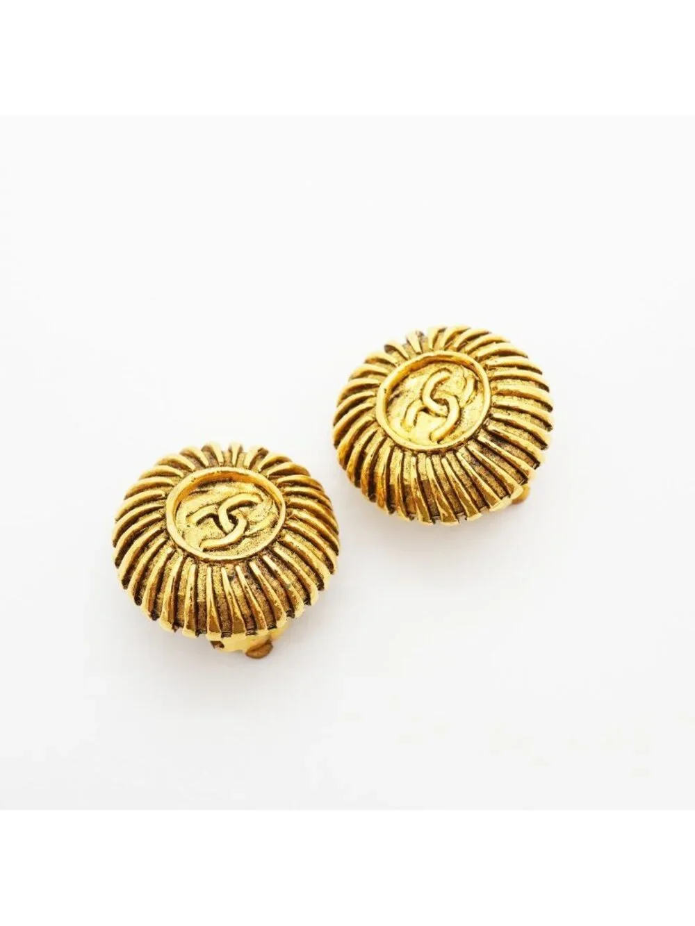 Chanel earrings vintage