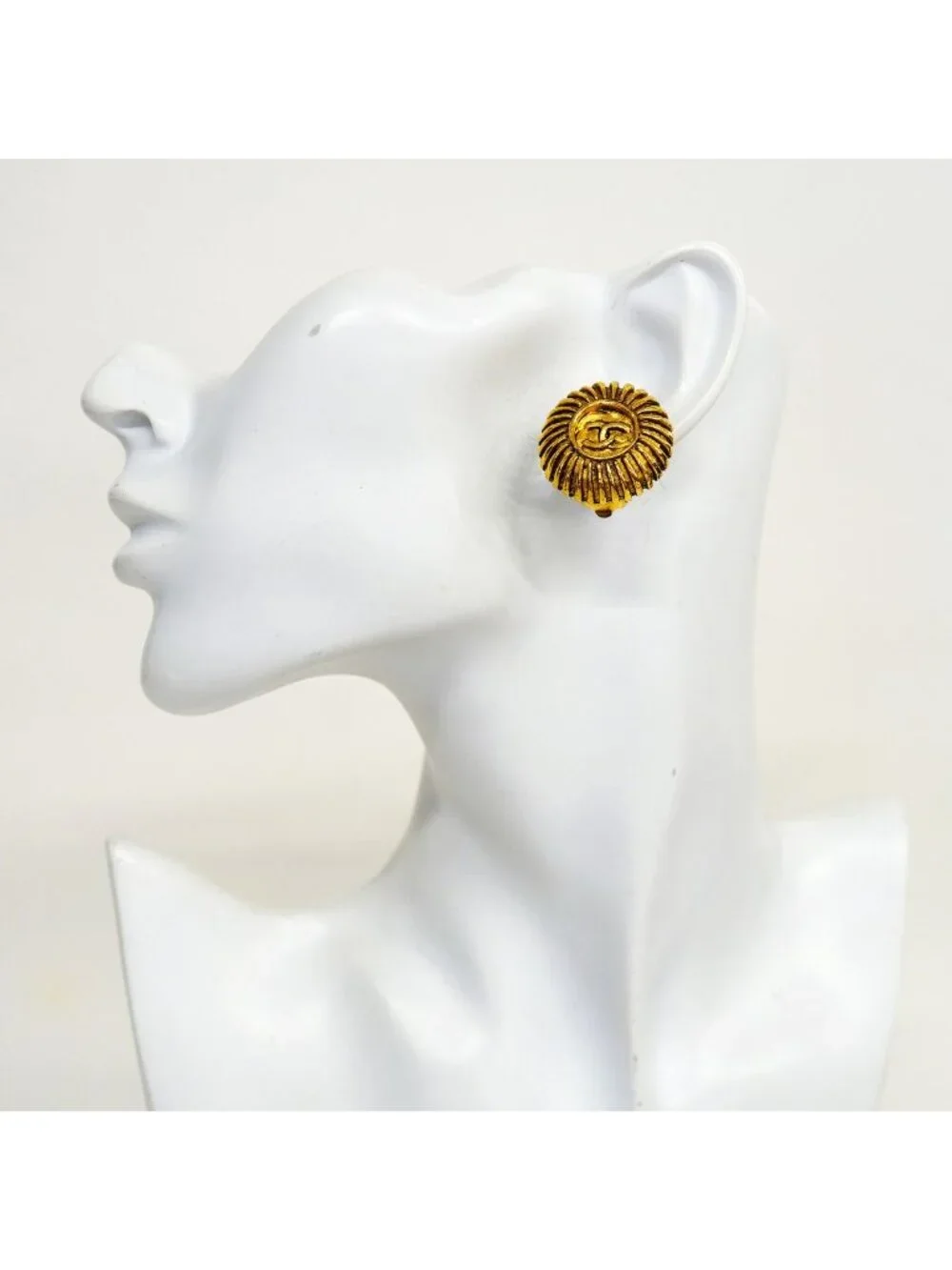 Chanel earrings vintage