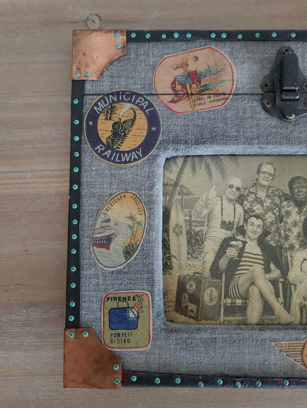 Alfred J Travel Trunk 4x6 Photo Frame Monster Vacation Halloween Decor