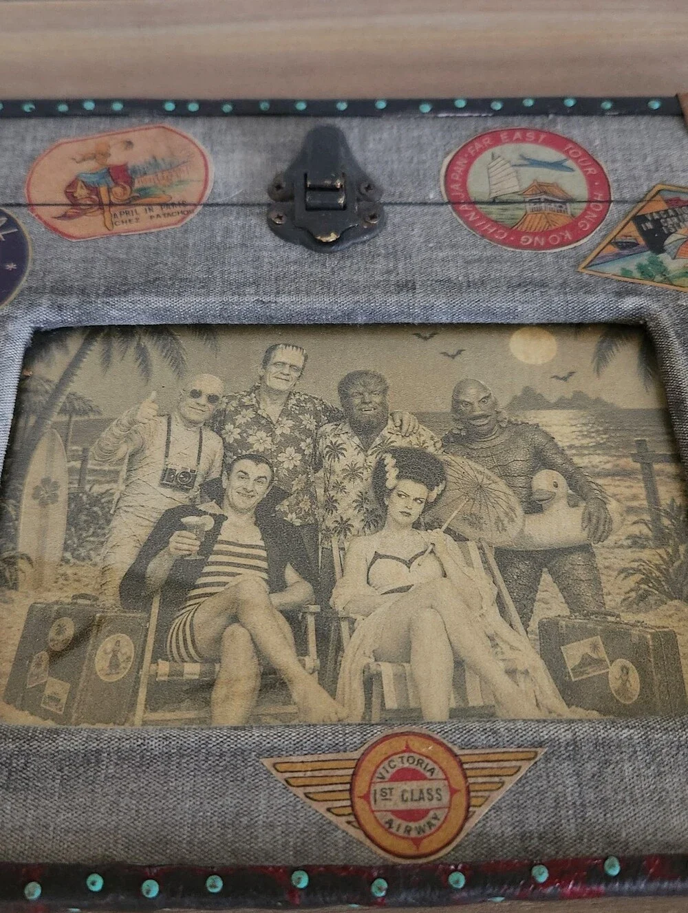 Alfred J Travel Trunk 4x6 Photo Frame Monster Vacation Halloween Decor