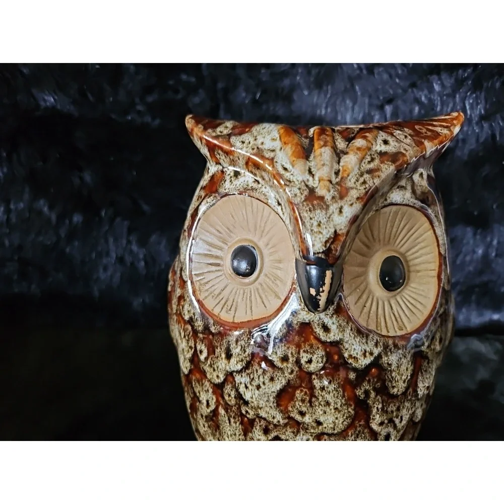 Hosley owl vase