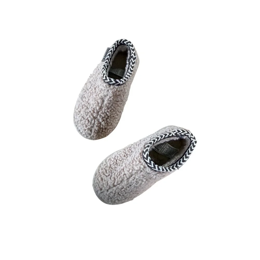 BearPaw snuggle tabitha