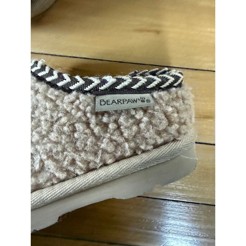 BearPaw snuggle tabitha