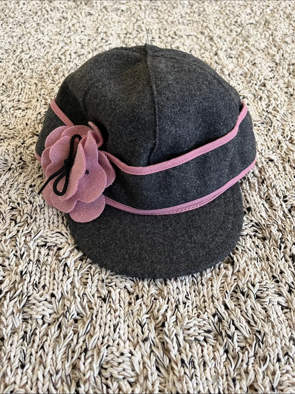 Girls Charcoal Wool Cap with Pink Flower Accent
