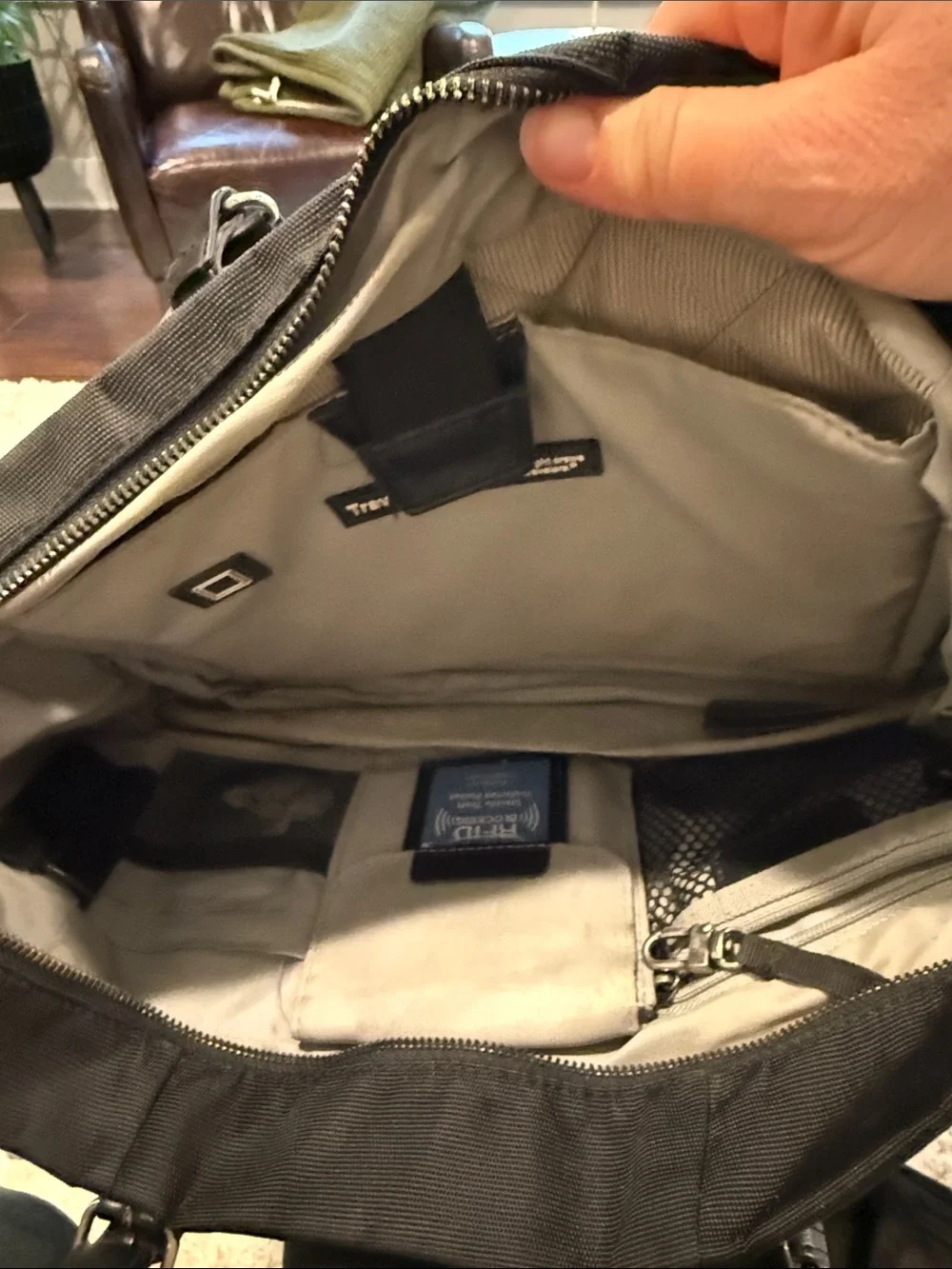 Travelpro classic black