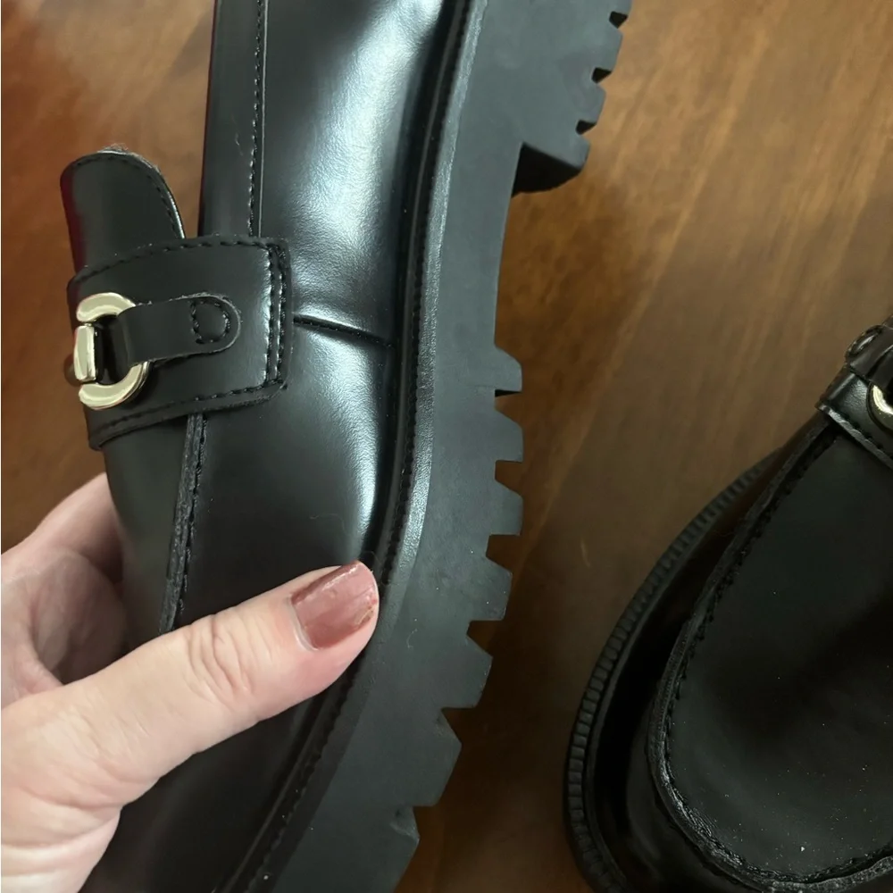 H&M chic black