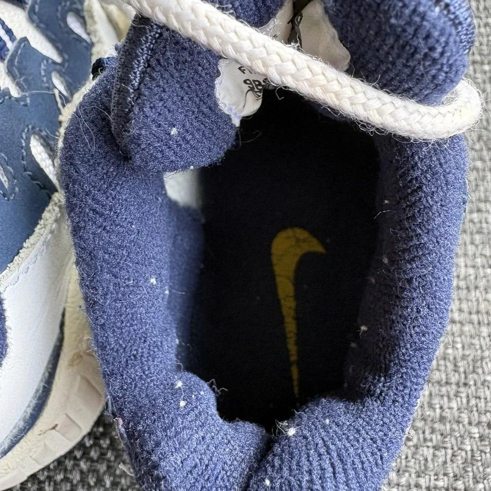Nike vertical lace