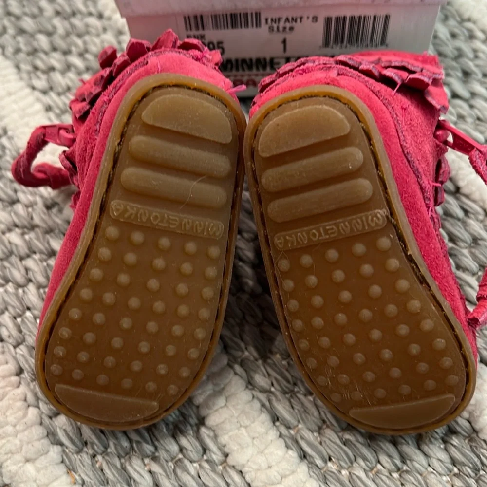 Minnetonka authentic new