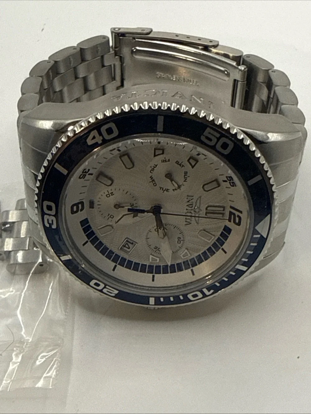 Invicta pro diver
