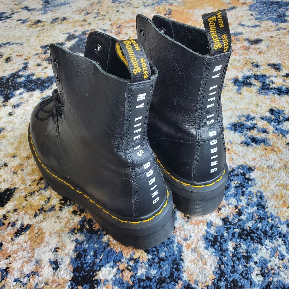 Dr. Martens Jungle Boot‎ Lazy Oaf