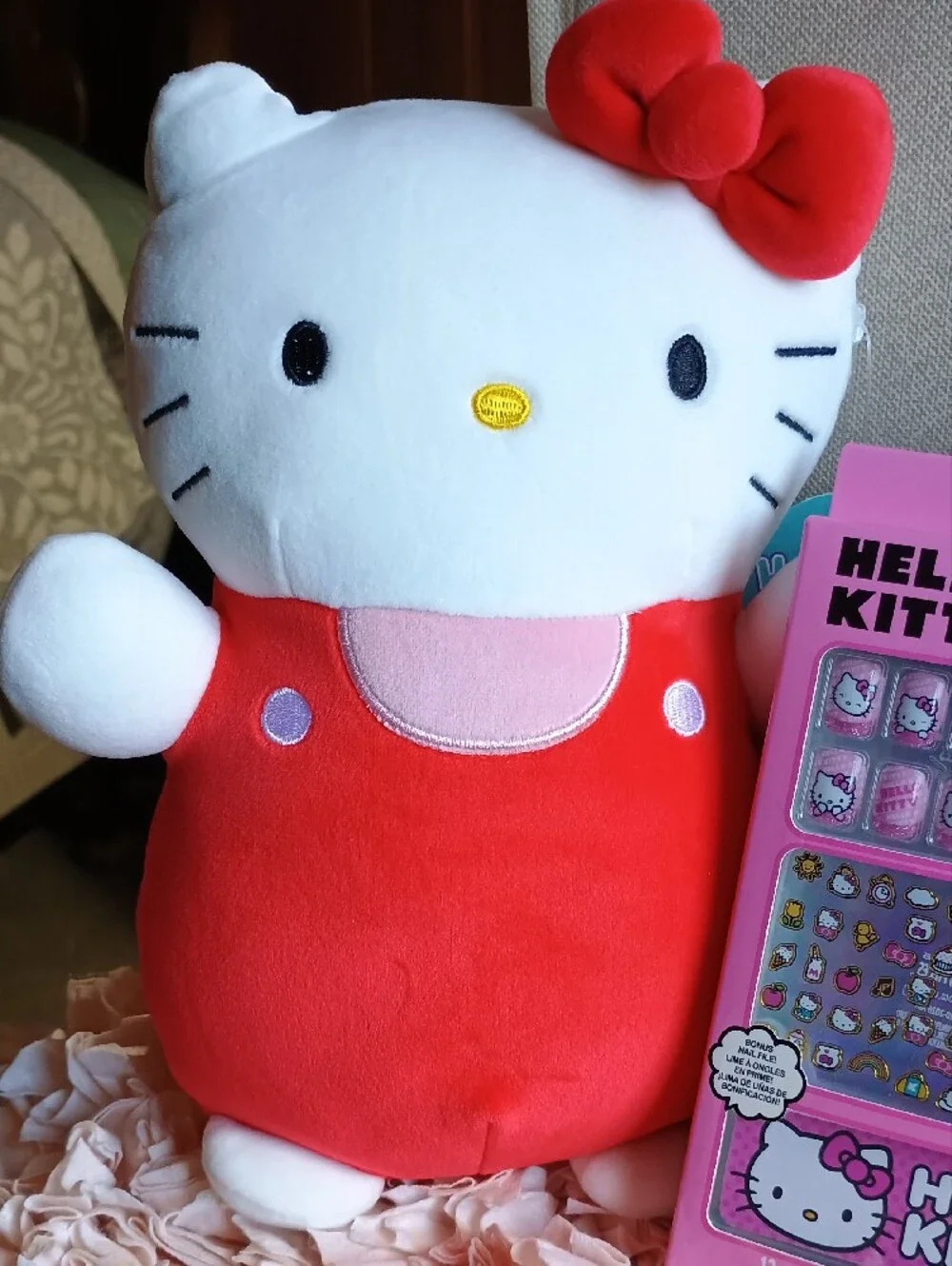 NWT Sanrio Hello Kitty 5pc Pink Plush Cushion HugMees Journal & Nails Lot