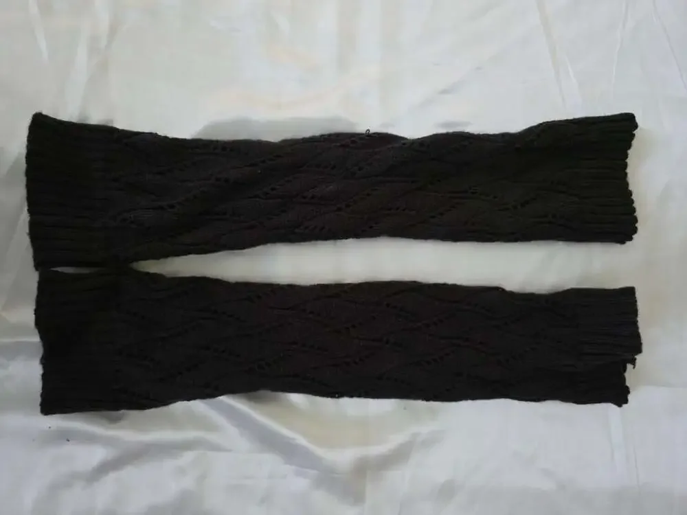 Unbranded dark chocolate