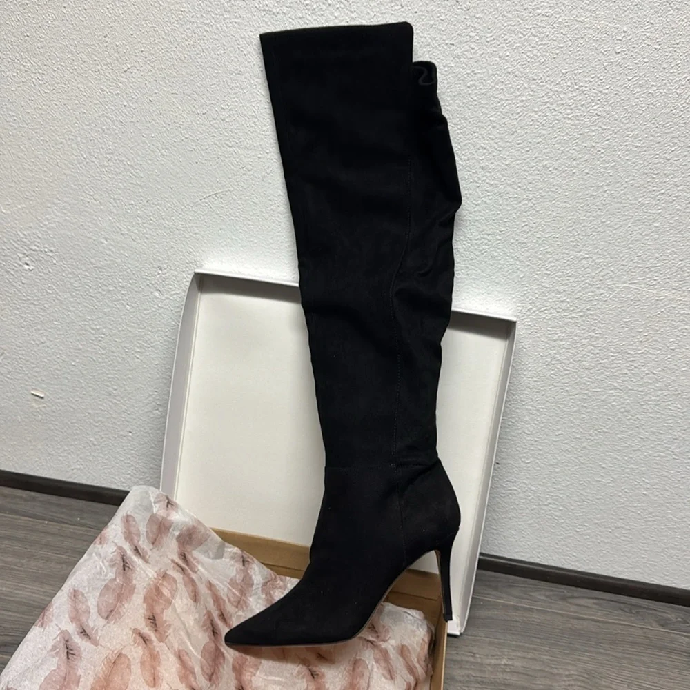Jessica Simpson width	medium provided toe