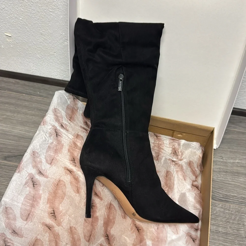 Jessica Simpson us warehouse provided