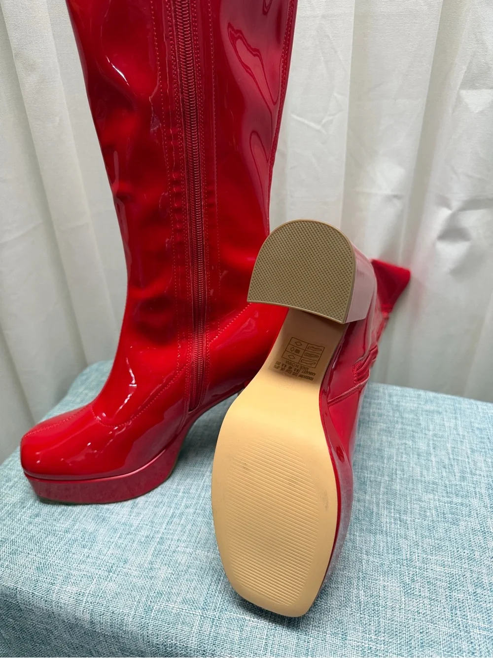 Dream Pairs bold dream