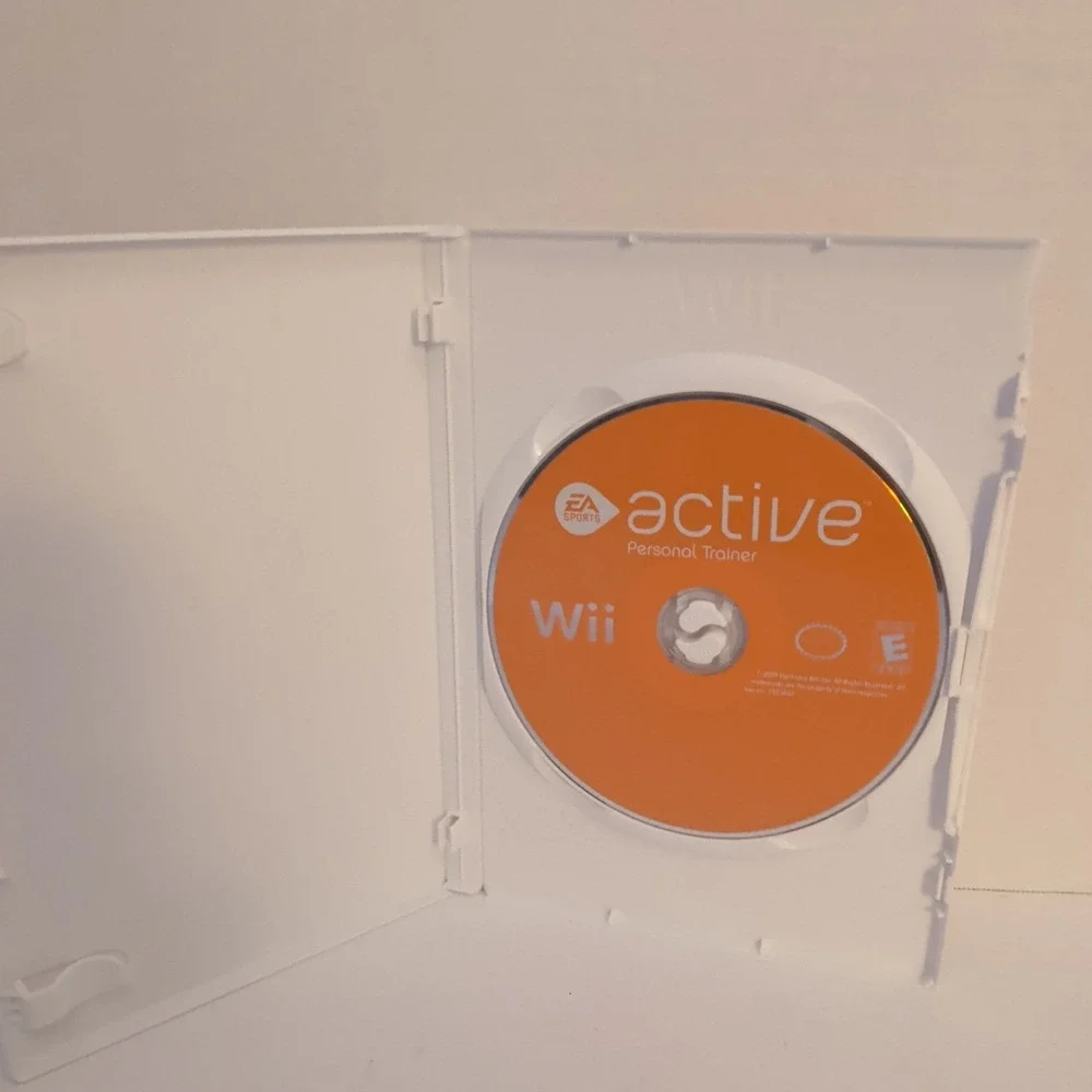 EA Sports Active Personal Trainer Nintendo Wii Game RVL P R43E Workout Fitness