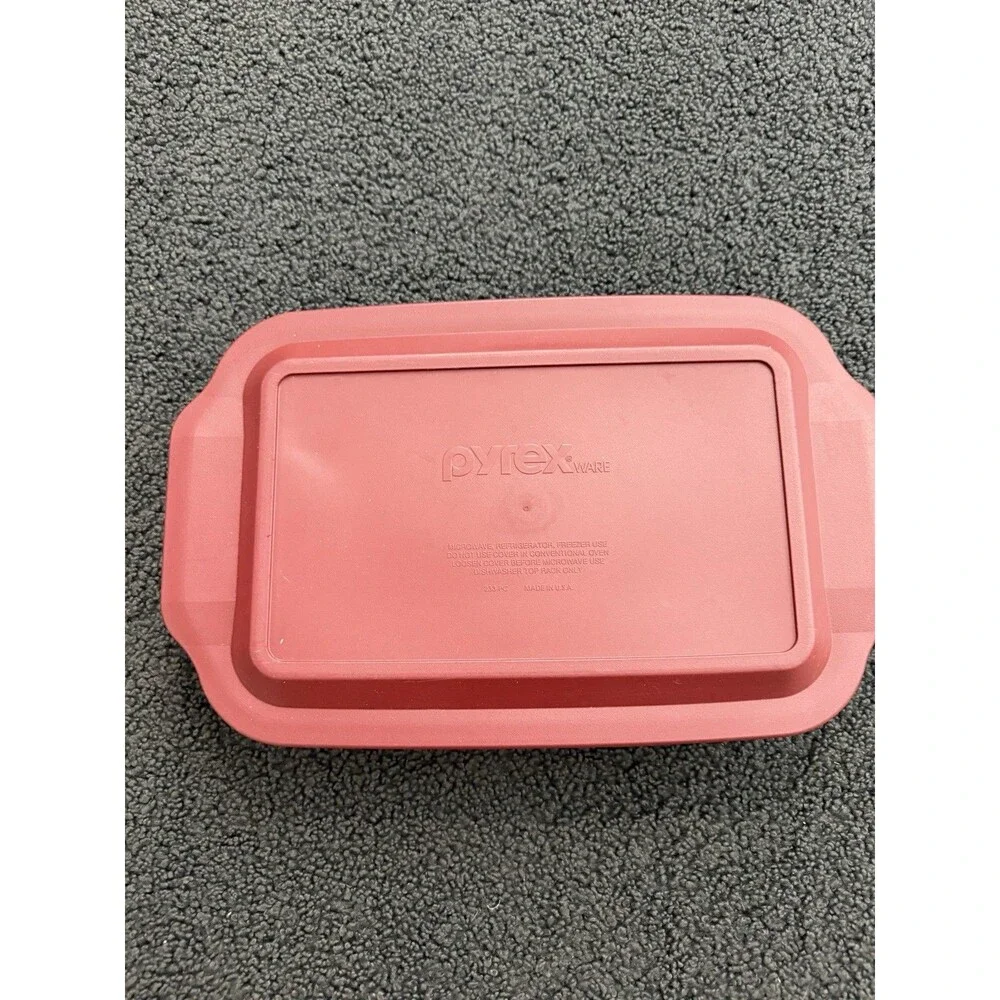 Pyrex cranberry amethyst