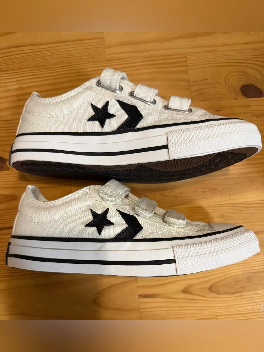Converse brand new