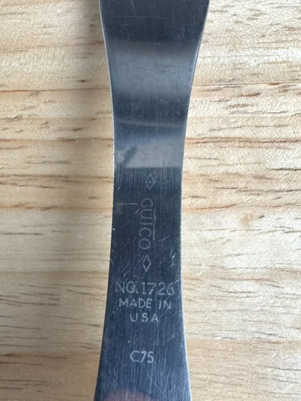Cutco 1726 Turning Fork Carving MC-303 Description Condition: Good condition