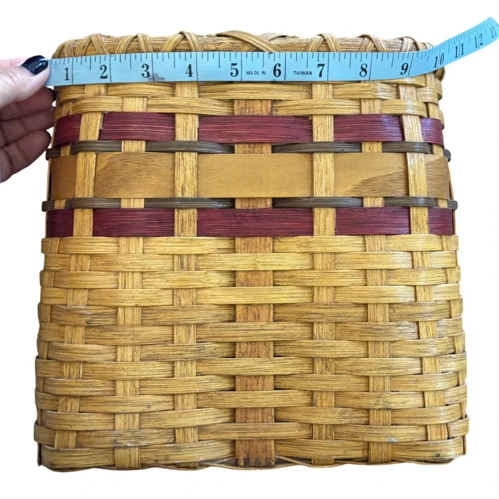 Vintage‎ | Woven Wicker Basket with Handle | Unsigned | Farmhouse Decor
