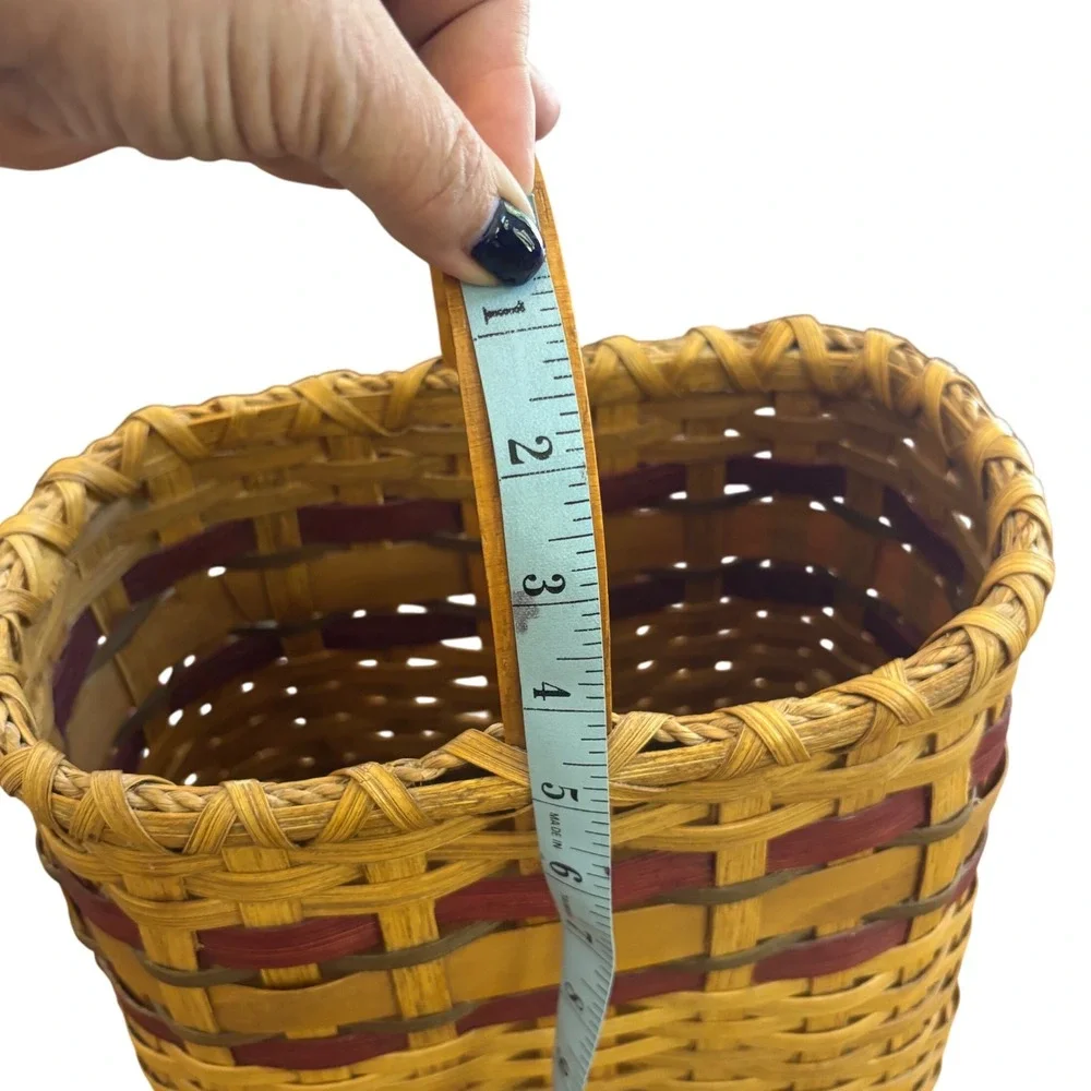 Vintage‎ | Woven Wicker Basket with Handle | Unsigned | Farmhouse Decor