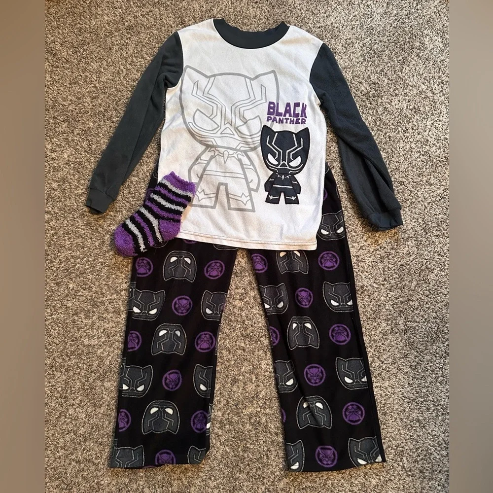Disney Marvel Avengers Black Panther Pajama Set and Socks - Size 6/7