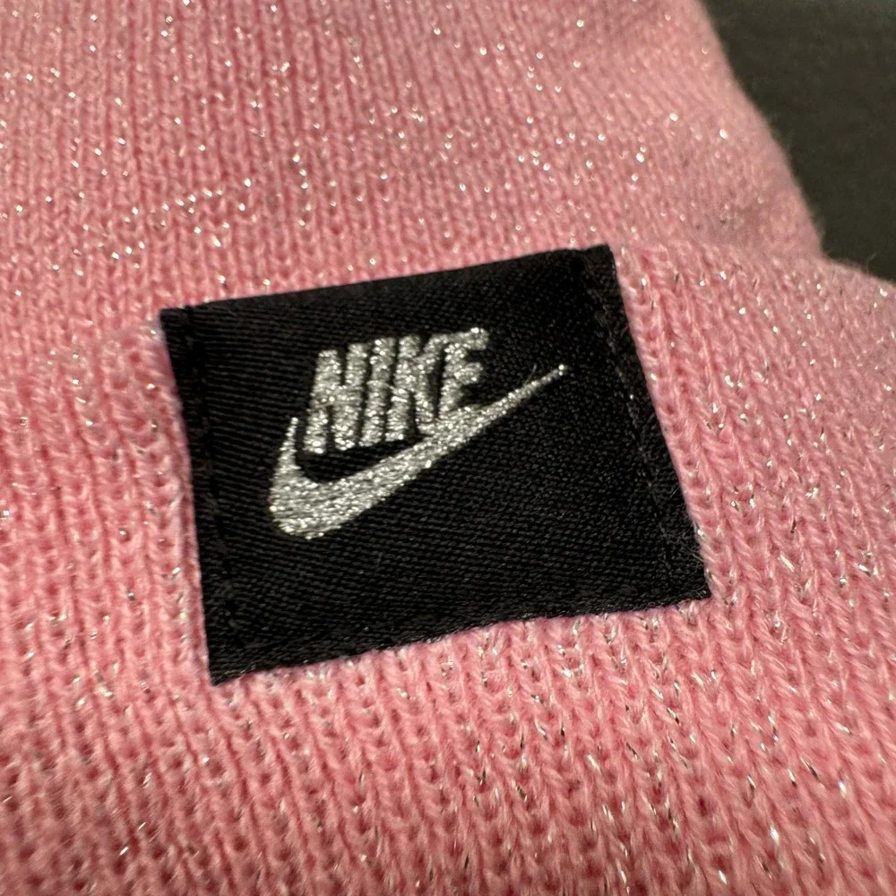 Nike beanie gloves