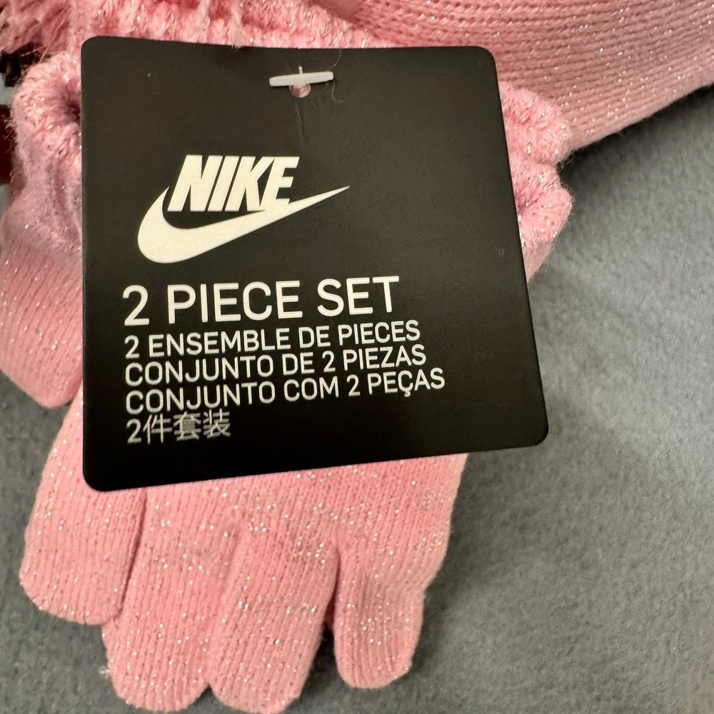 Nike beanie gloves