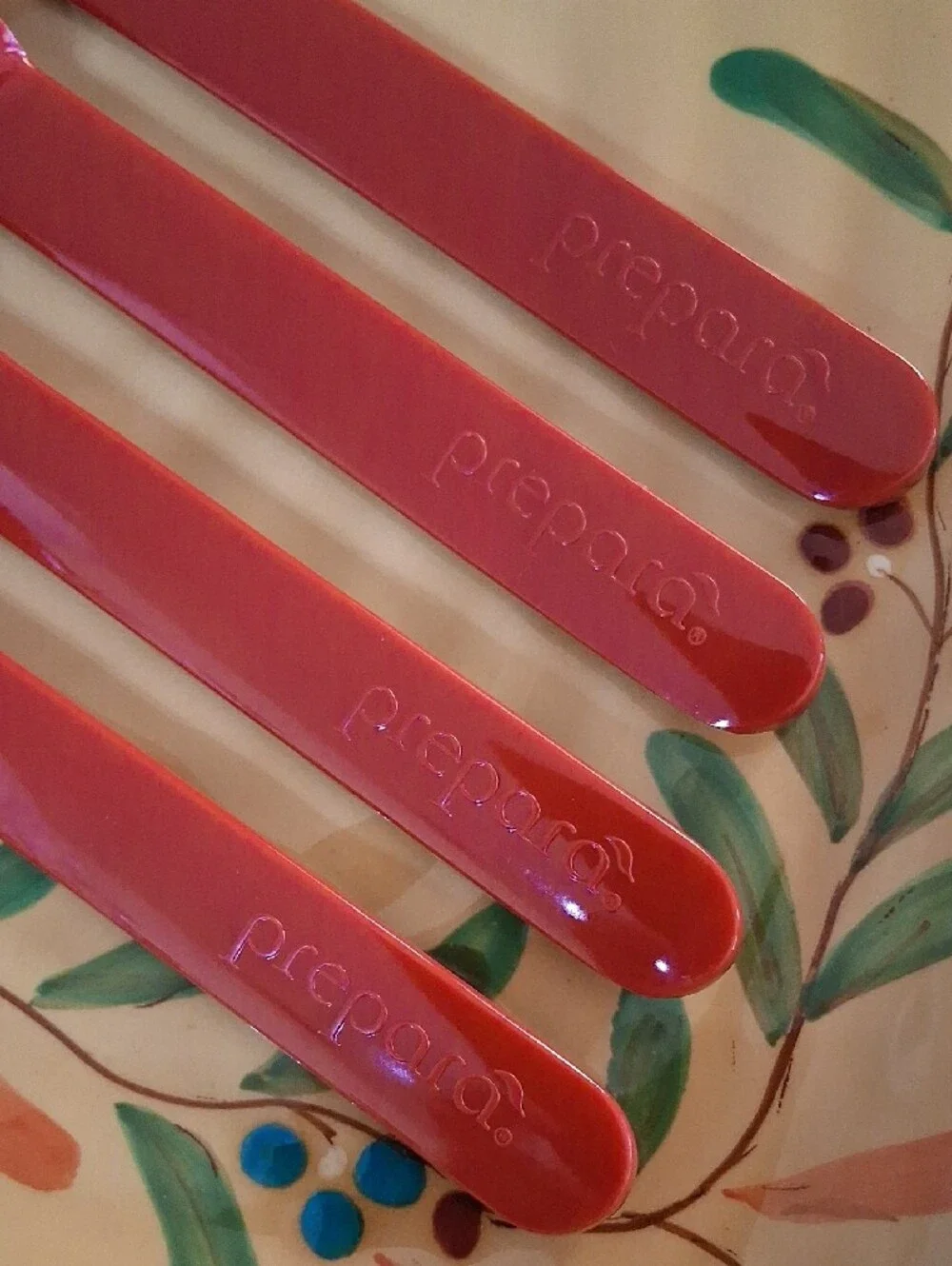 PREPARA Taco Spoon. Red Talavera. Set Of 4. Small Scrape Curved Serving Spoon.