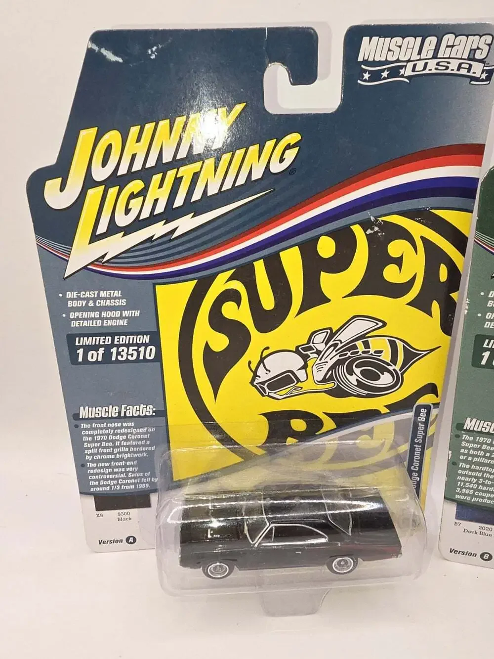 Johnny Lightning 2022 Muscle Cars U.S.A. Coronet Super Bee 1:64 Version A & B