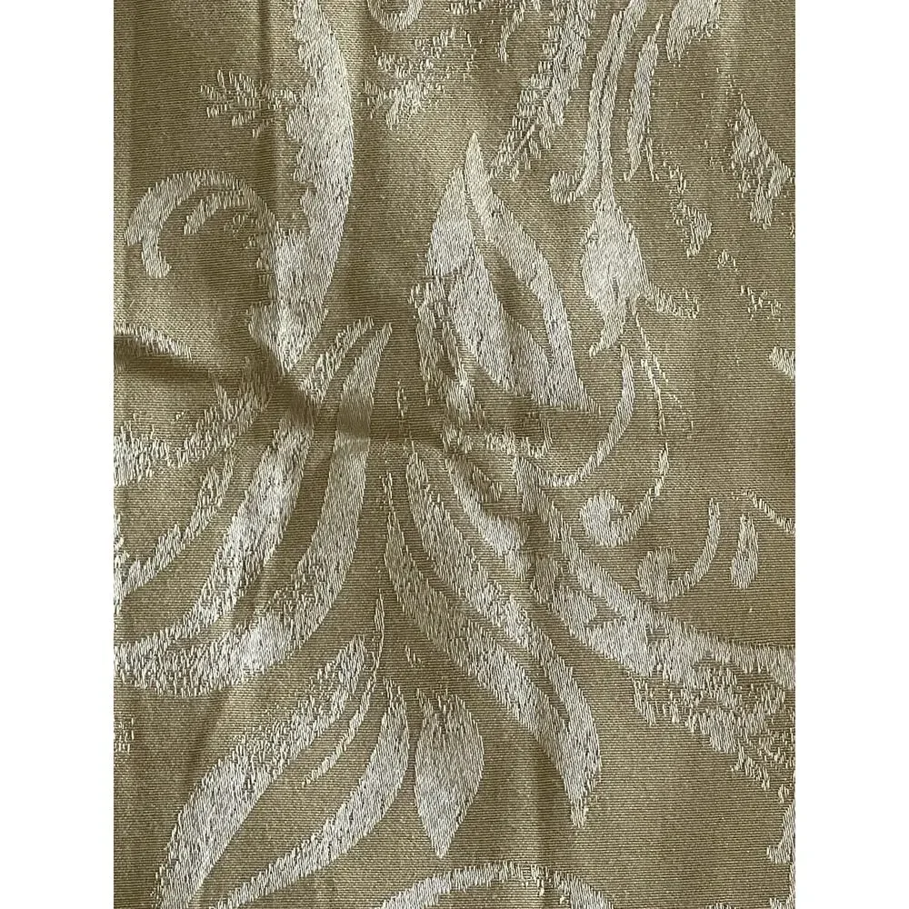 Unknown - tag removed damask jacquard