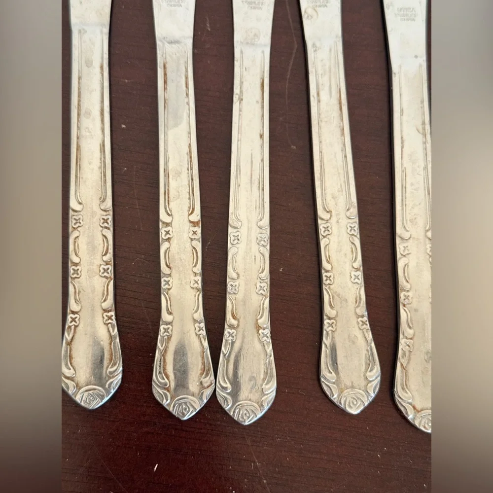 Vintage Set of 5‎ Stainless Utica China Butter Knives 8” L