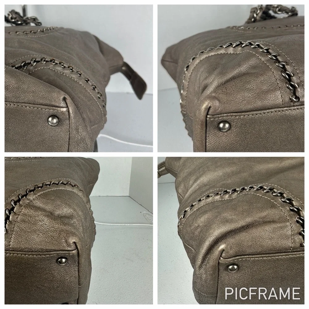 CHANEL elegant tote