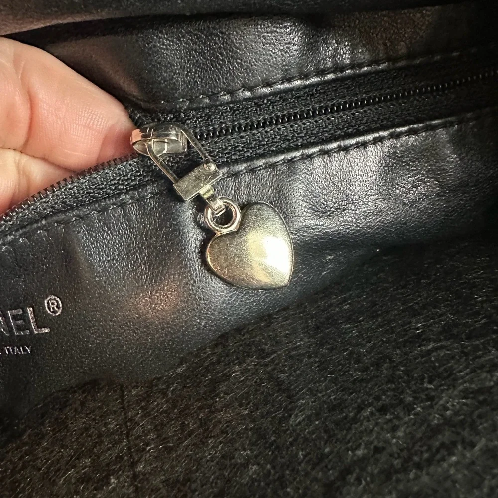 CHANEL elegant tote
