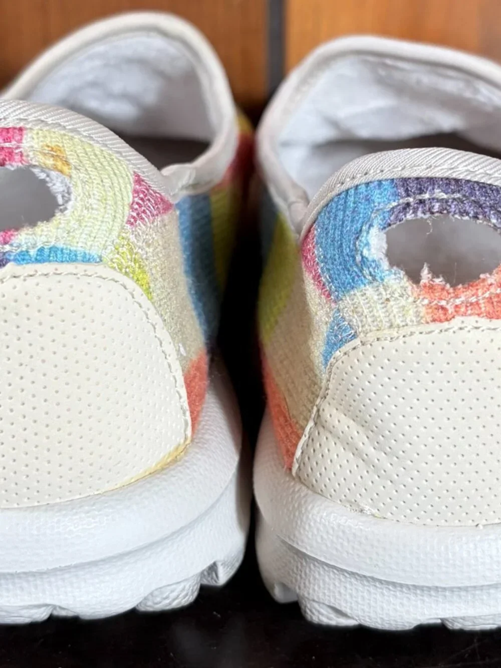 Skechers go walk
