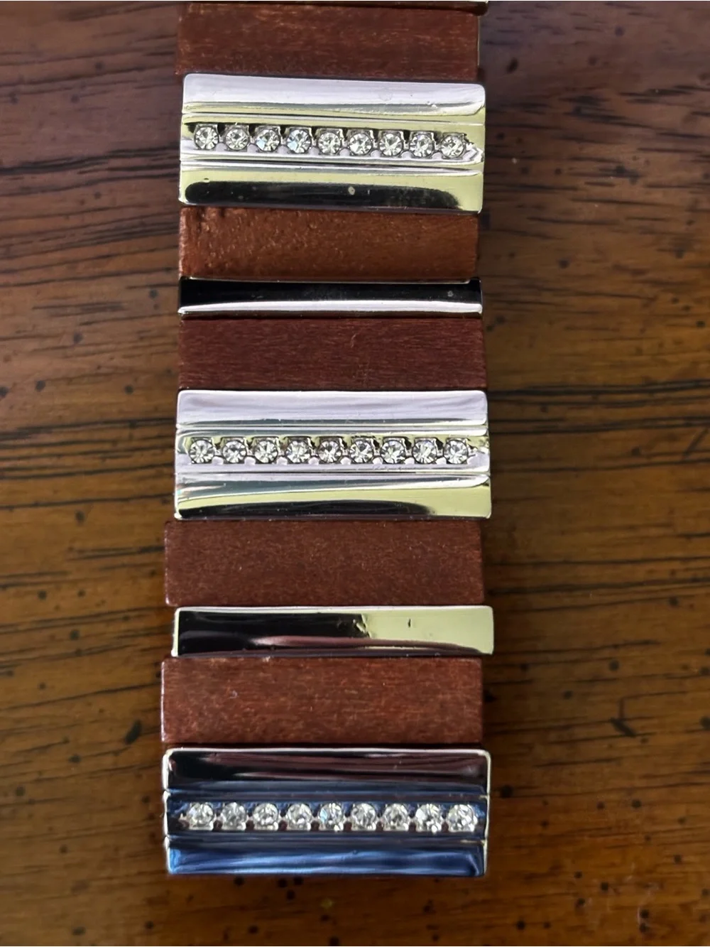 N/A silver tone