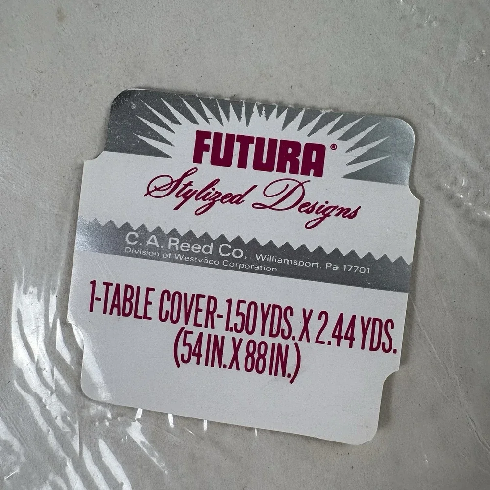 Vintage 70s Futura Floral Paper Table‎ Cover 54x88 Red Geranium NOS Rectangle