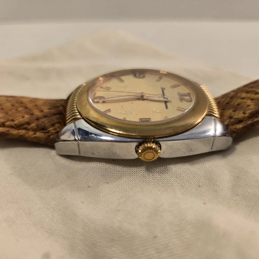 Mens Tommy Bahama Two Tone Quartz WATCH(TB1202 A126) New Battery