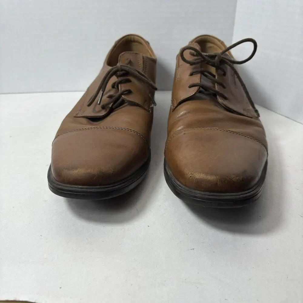 Clarks pre owned