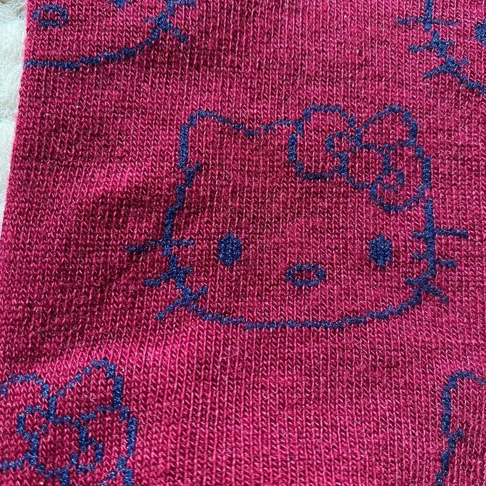 Hello Kitty fits brand style