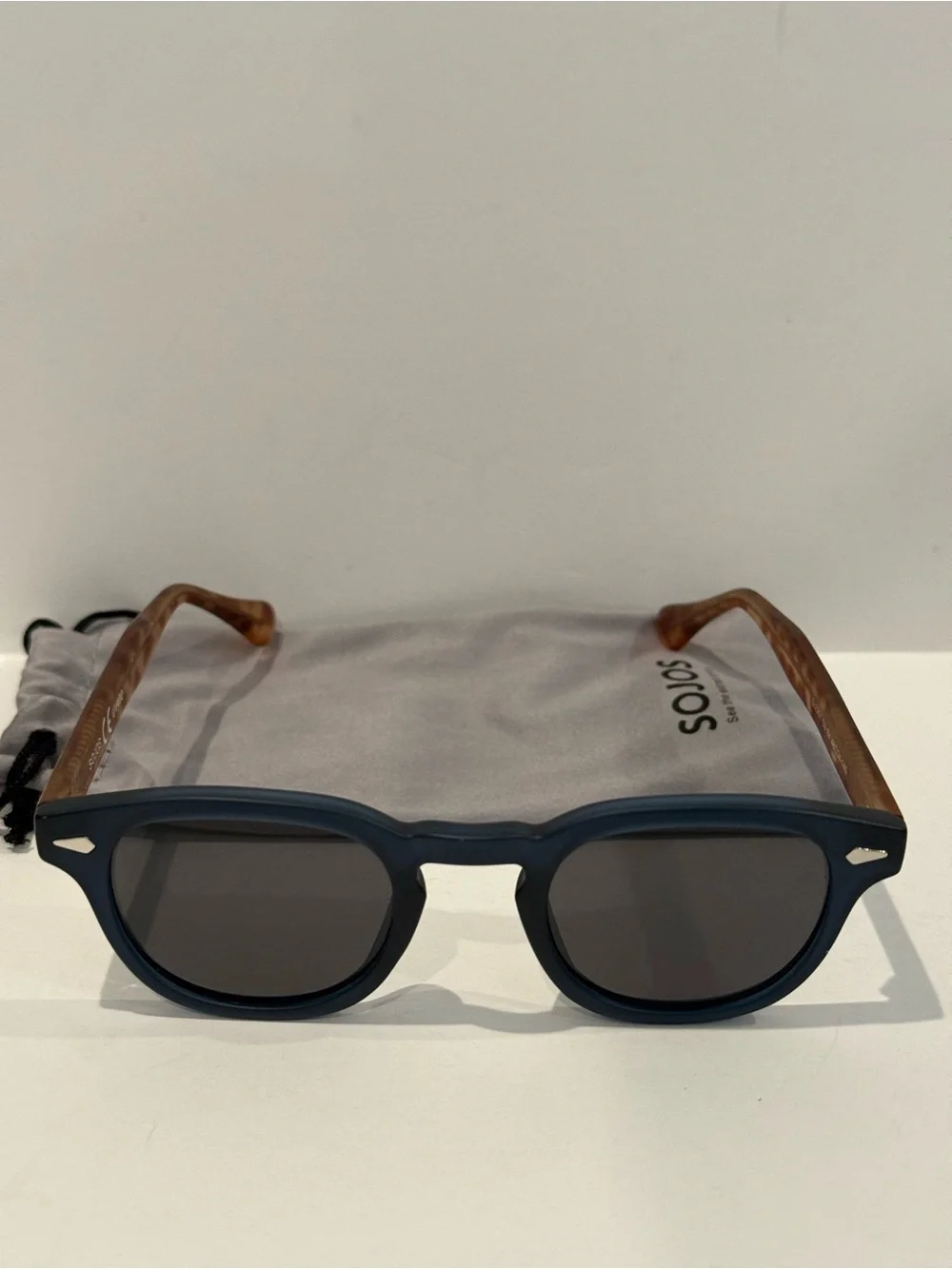 Sojos three pairs